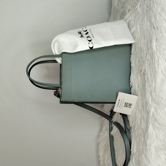 💥Host Pick💥 NEW Coach Mini Cashin Tote Bag - Picture 11 of 11